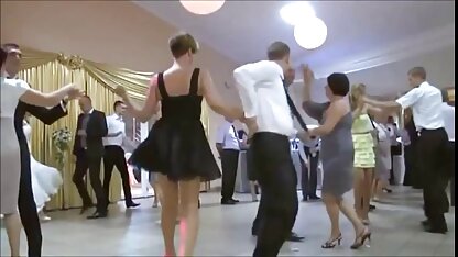 Cô gái trẻ phải vi deo sec vang anh bú liếm Khó