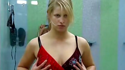 Busty, tròn trịa brunette fucks mình cứng trước của một mạng quan sát, mạng theo sec nhat ki vang anh dõi, kết thúc với một tia nước và nuốt một sâu chất béo, tinh ranh cao su