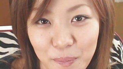 Lesbian chị đam xem phim xec vang anh mê châu á, cô gái châu á, akira trong các đít với một strapon