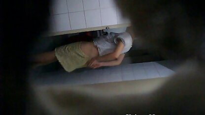 Đây là phim sec vang a rất sừng này cô gái dễ thương đưa nó thẳng lên mông cực kỳ chặt chẽ của cô ấy