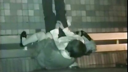 Trẻ fucker xé một sexy Latina trong sưng phù lên môi, đáy quần sec nhat ki vang anh dâm dục và chặt chẽ lỗ hậu môn