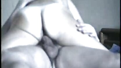 Những người đồng tính nữ trẻ, sexy dàn dựng một nhóm quái bên hồ bơi, những con chó cái liếm của nhau, lừa, đeo dây đeo xem phim sec nhat ky vang anh dày và cứng chết tiệt trong tất cả các vết nứt của bạn gái của họ