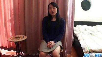 Cô giáo quyến sec nhat ky vang anh rũ một học sinh trẻ