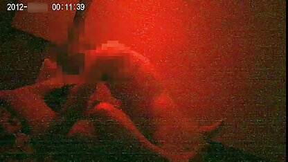 Sexy tóc vàng AJ xem sec vang anh Applegate mà không cởi ra cô ấy giày ống chị trong hậu môn
