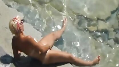 Đam khuy áo mất 5 phút đến cum trong miệng của một cô gái tóc vàng hoang thuy linh phim sec