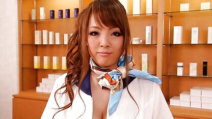 Người đẹp Nina khéo sec nhat ki vang anh léo hút tinh ranh trên máy ảnh