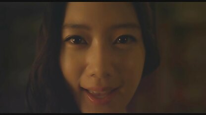 Một dễ thương brunette có kích thích trên anh sec hoang thuy linh các simulator và fucked cô ấy L.