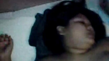 Liếm người quả bóng và én cum sec hoang thi linh